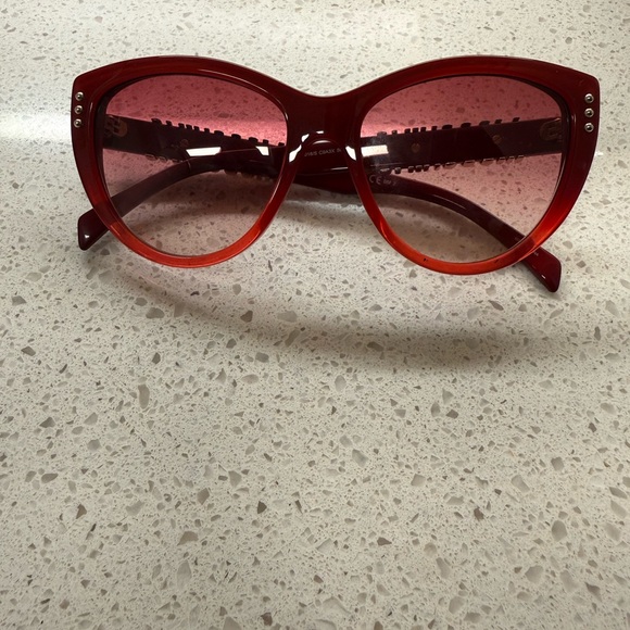 Moschino Bold Red Sunglasses - Picture 1 of 4